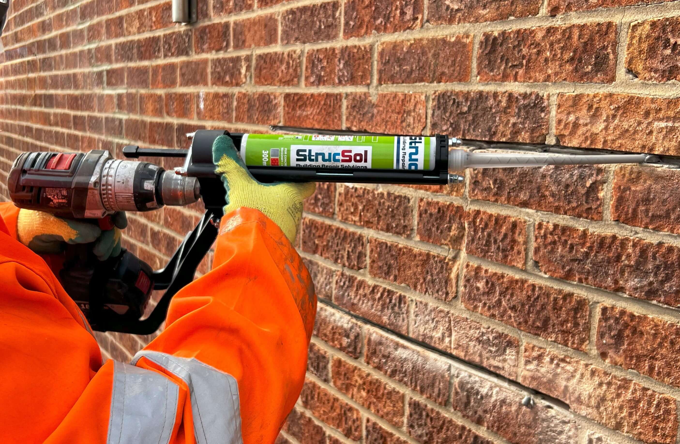 Strucsol 300ml Auto Resin Gun (Power Tool Adapter).