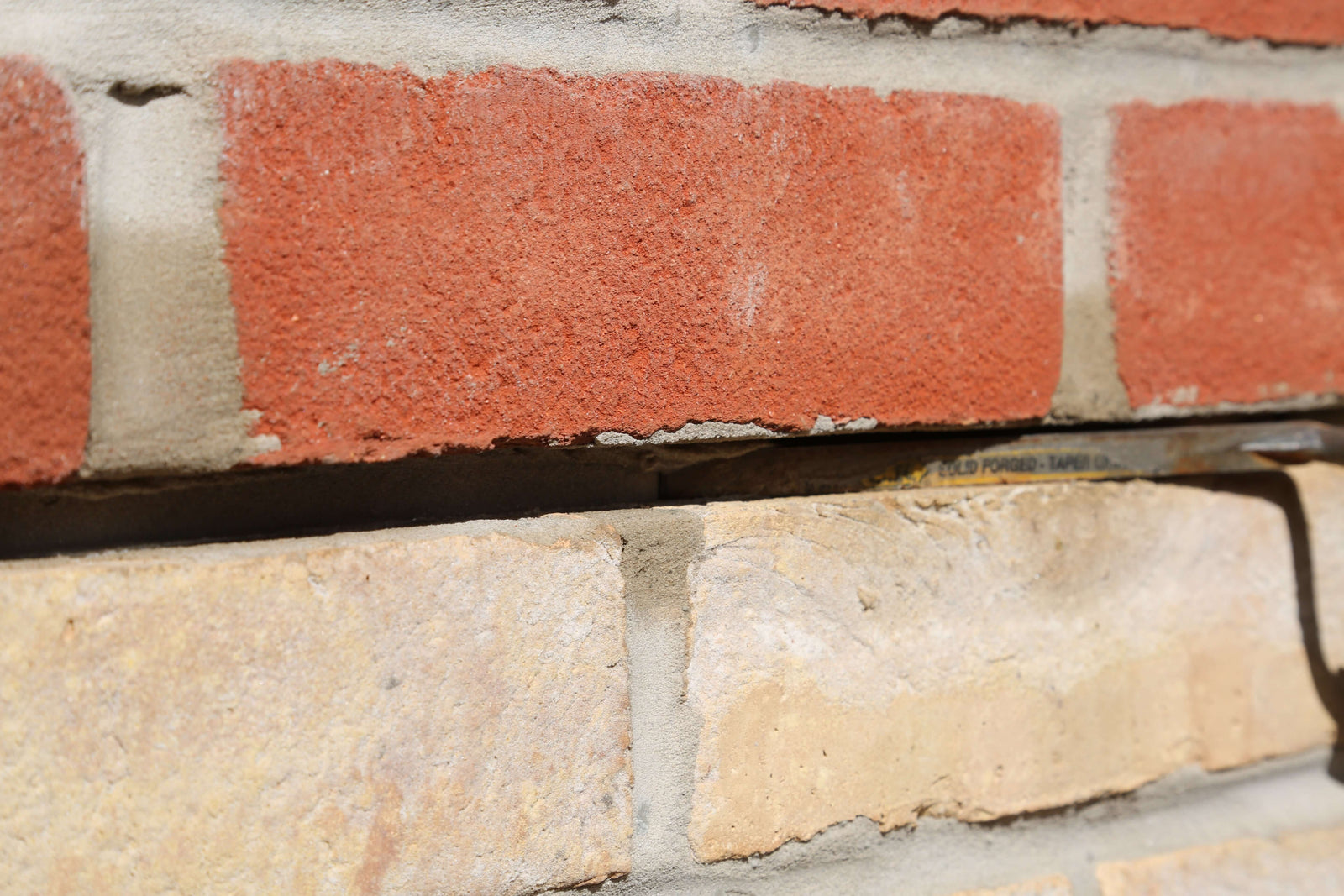 Strucsol Grout Crack Stitch Kit - 6mm x 1 metre bar - 4.5L Grout.